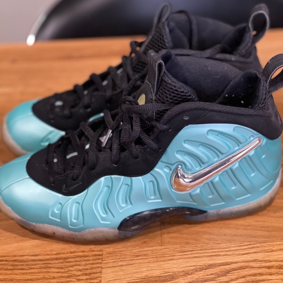 (SOLD) - Picture 3 of 7